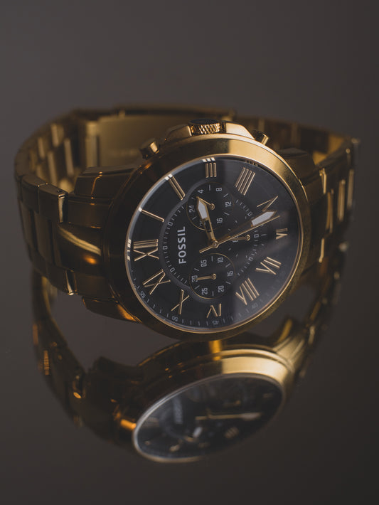 Reloj Fossil Grant Para Hombre Cronometro Acero Inoxidable Dorado Negro FS4815