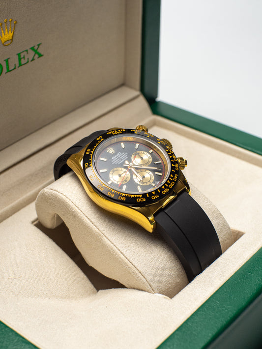 Rolex Cosmograph Daytona – Esfera Negra y Dorada (Correa Oysterflex)