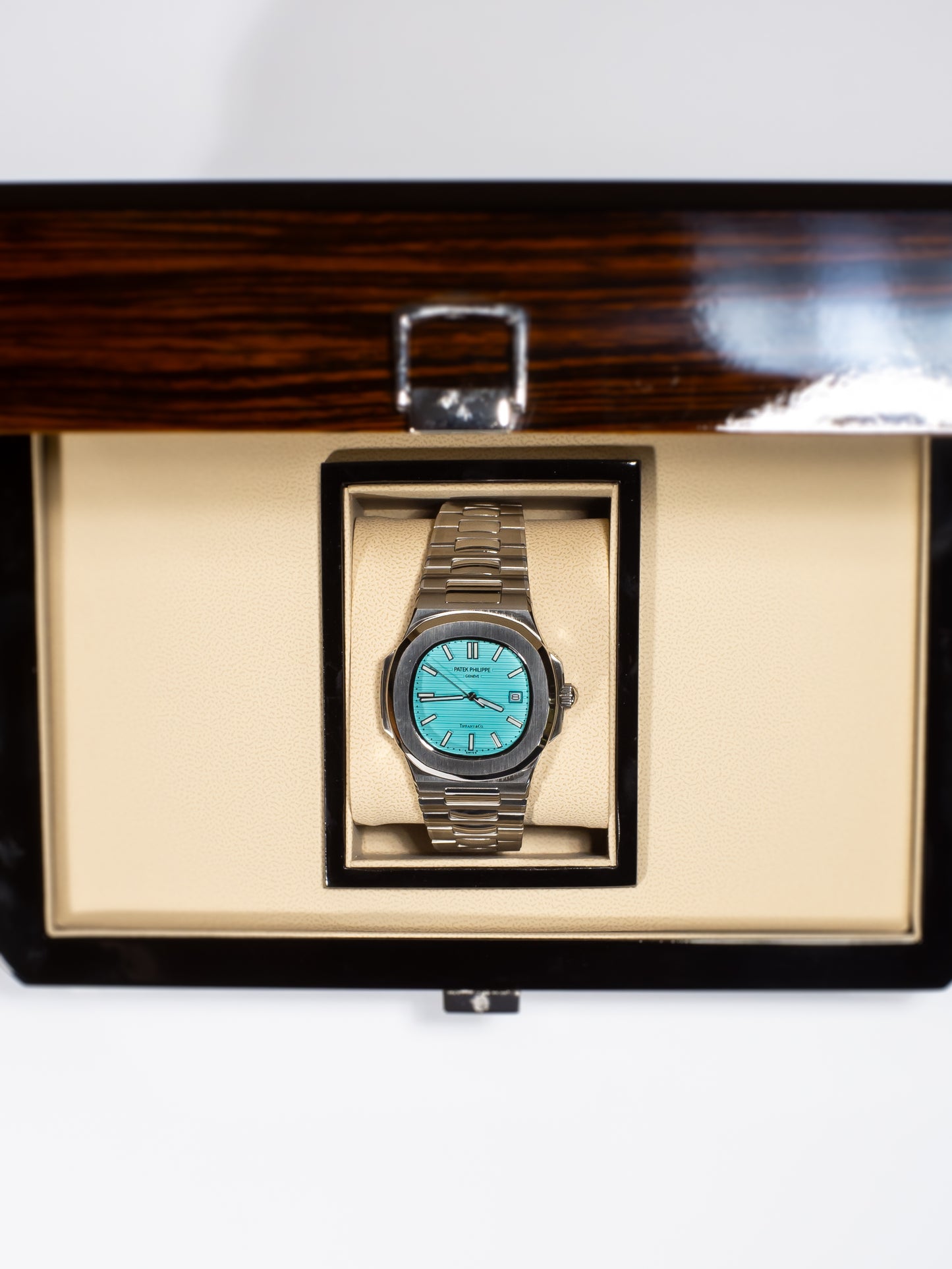 Patek Philippe Nautilus Tiffany & Co. Limited Edition 5711/1A-018