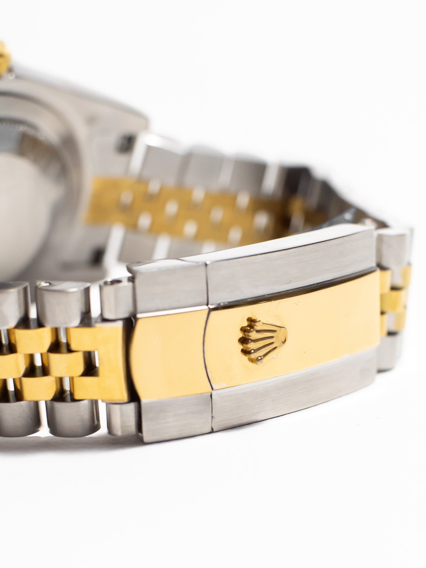 Rolex Sky-Dweller – Rolesor Amarillo y Esfera Negra (326933)