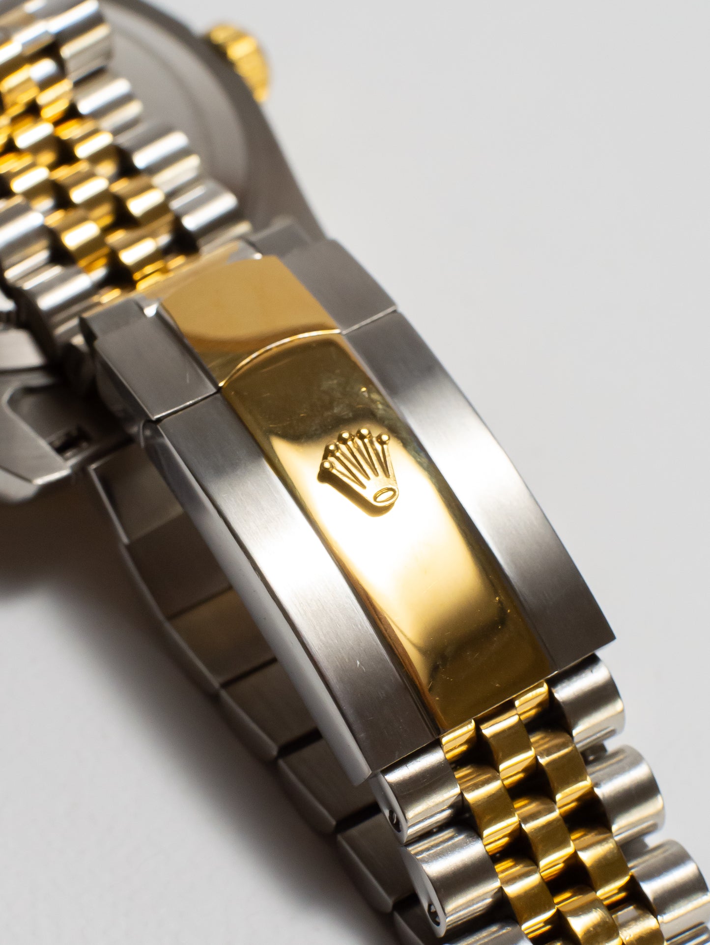 Rolex Datejust 41 – Rolesor Amarillo y Brazalete Jubilee (126333)