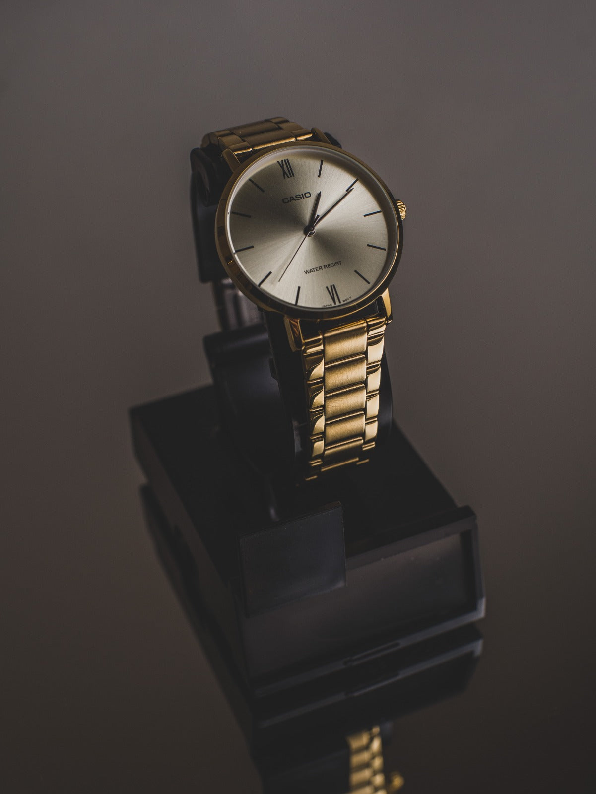 Reloj Casio LTP-VT01G-9B
