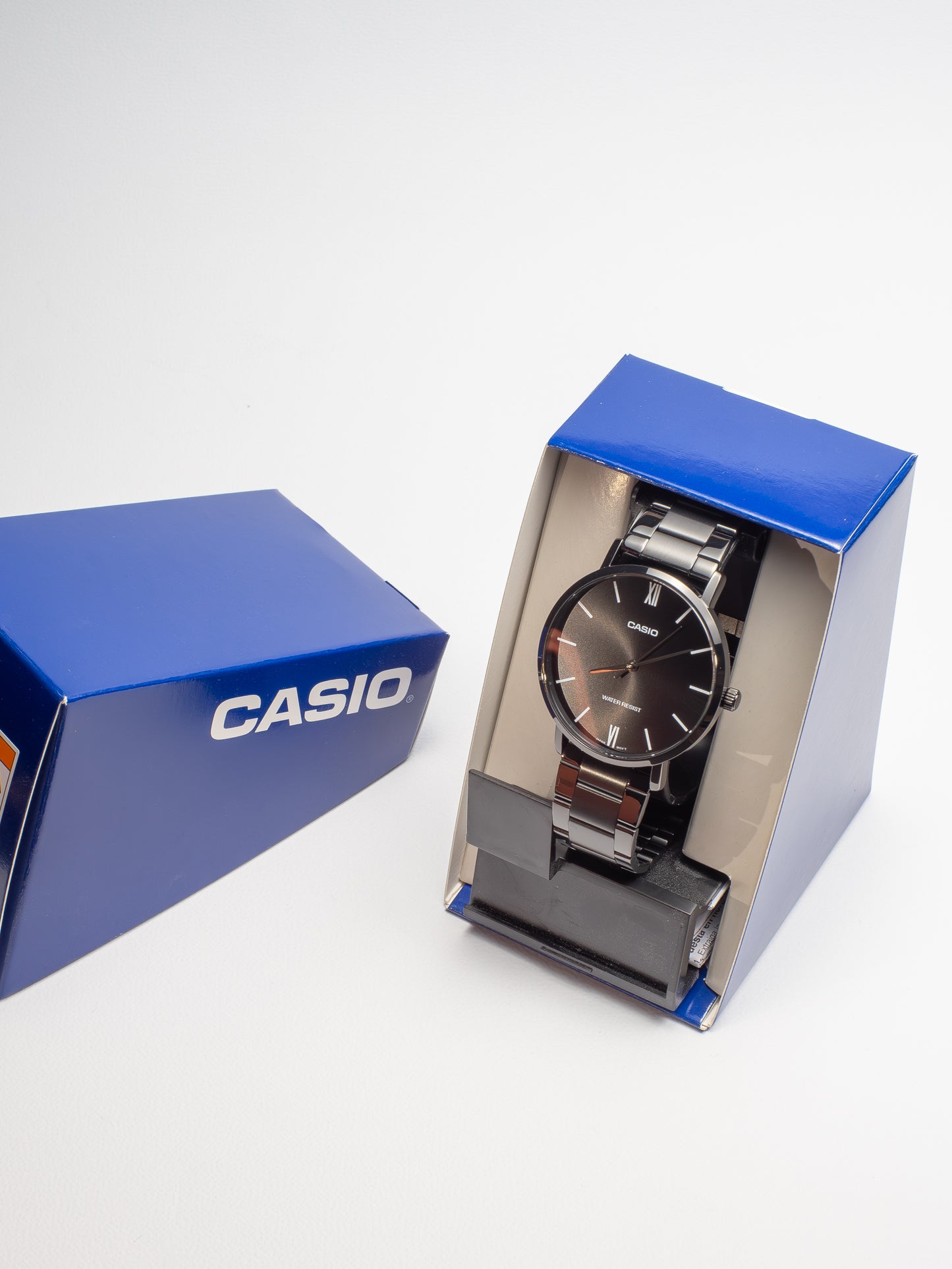Reloj Casio Minimalista Black Ion Plated – MTP-VT01B-1B