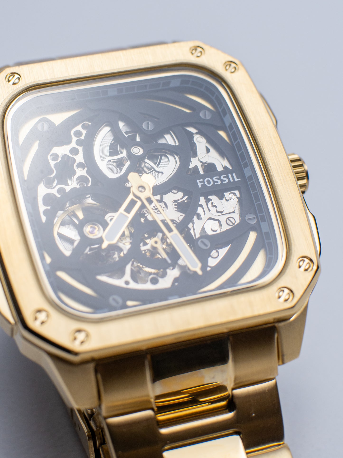 Reloj Fossil Inscription Automático – Esqueleto Dorado BQ2573