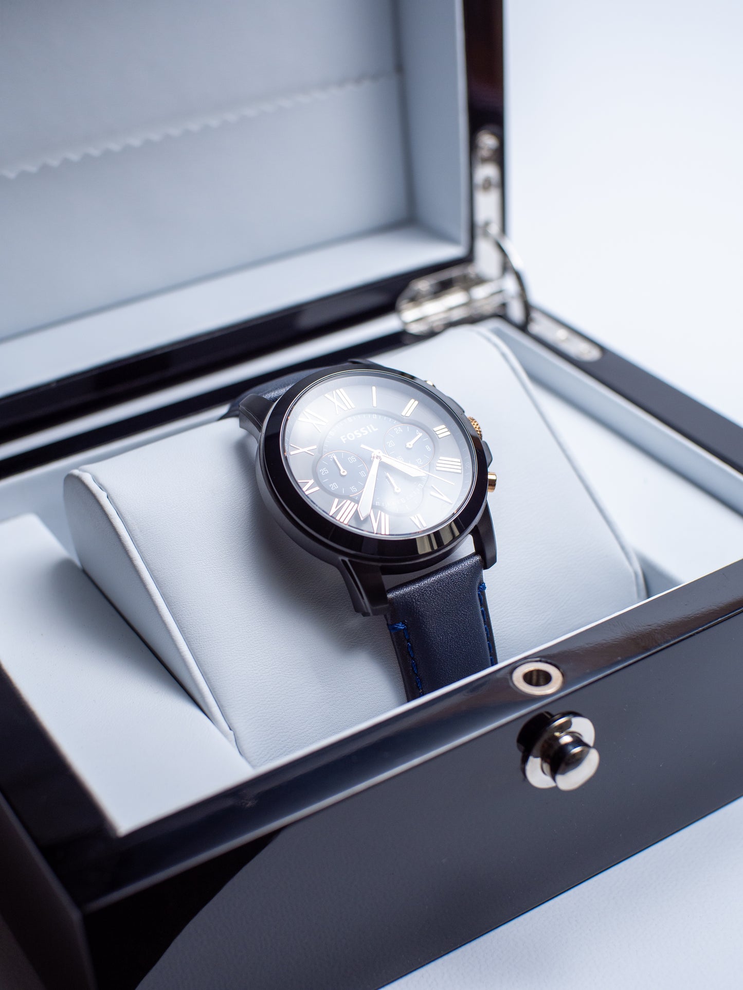 Reloj Fossil Grant Chronograph – Azul Navy y Detalles Cobre FS5061